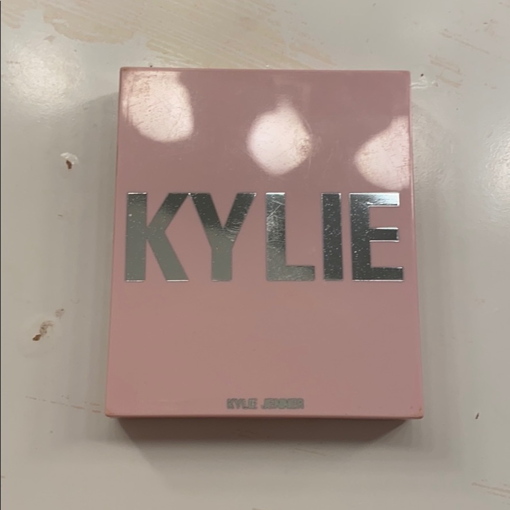 Kylie Cosmetics Bronzer!